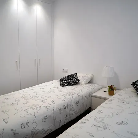 Apartamentos Riojaland En Lardero Con Garaje Exterior foto