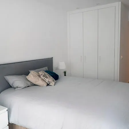 Apartamentos Riojaland En Lardero Con Garaje Exterior foto