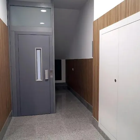 Apartamentos Riojaland En Lardero Con Garaje Exterior foto